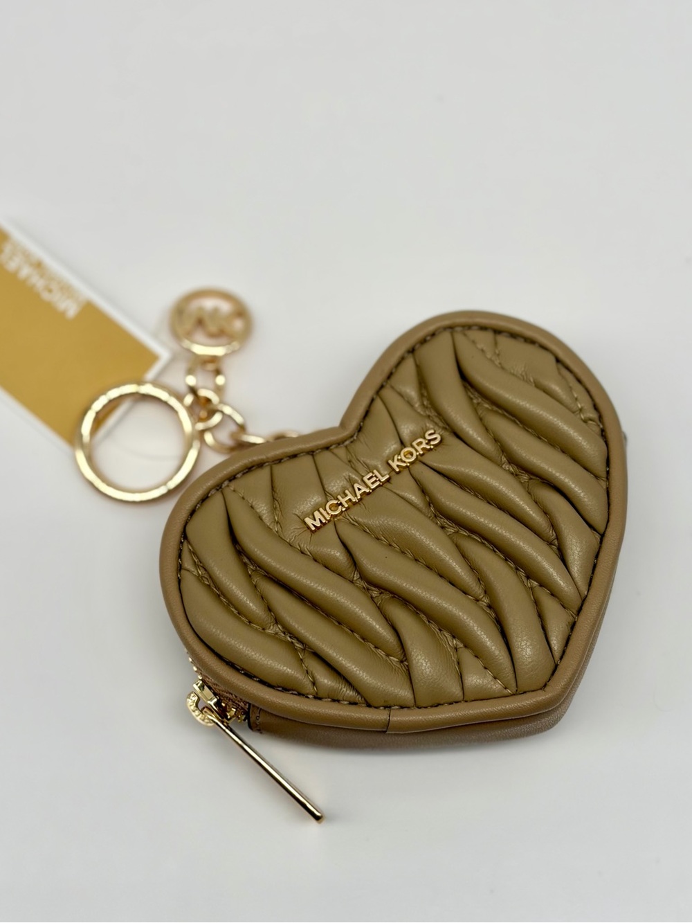Michael Kors Tan Quilted Heart Keyring Coin Pouch Matelassé Bag Charm - Picture 4 of 9